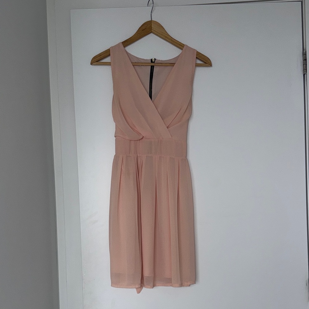 Chic Sleeveless Pink Mini Dress
